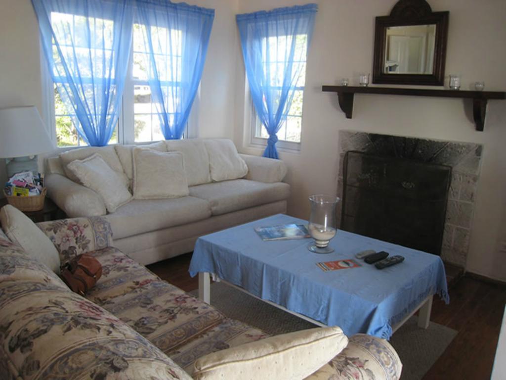 Grape Bay Cottages Mount Pleasant Quarto foto